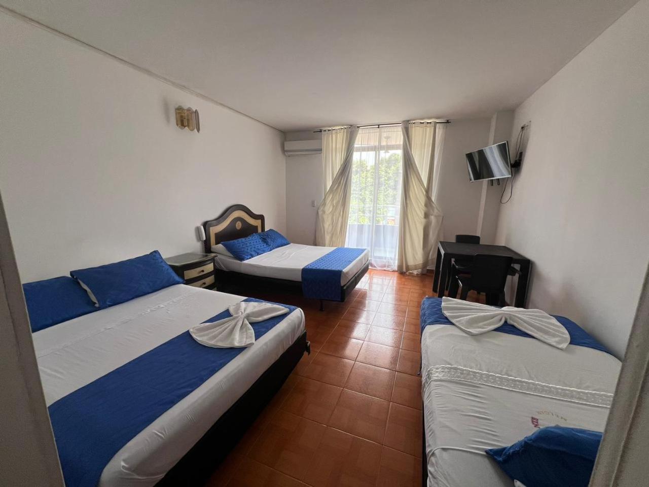 Hotel El Diamante Мельгар Экстерьер фото