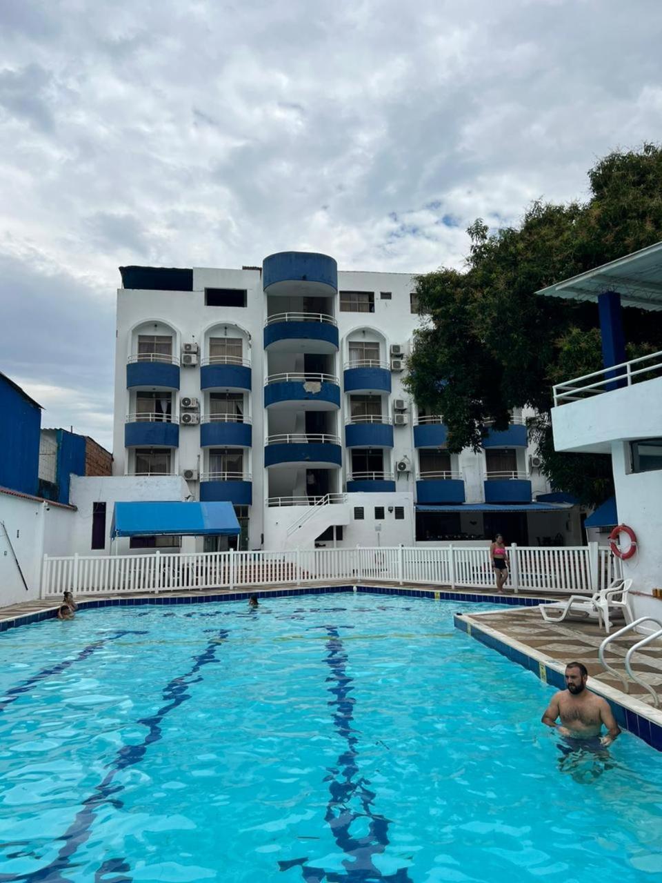 Hotel El Diamante Мельгар Экстерьер фото