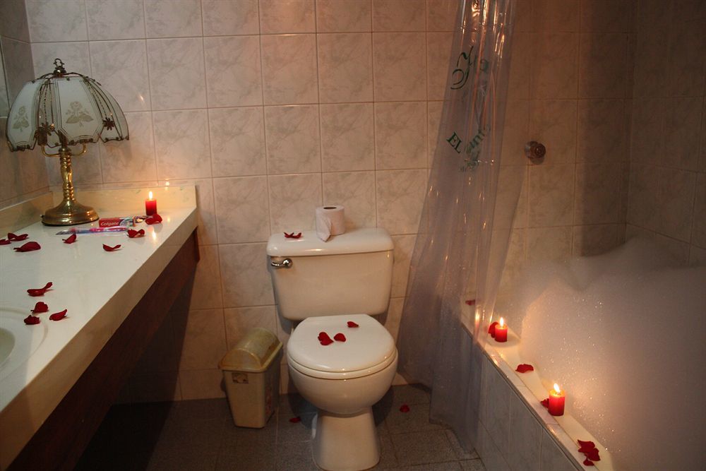 Hotel El Diamante Мельгар Экстерьер фото
