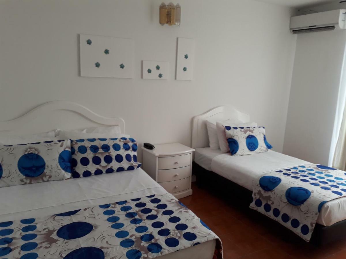 Hotel El Diamante Мельгар Экстерьер фото